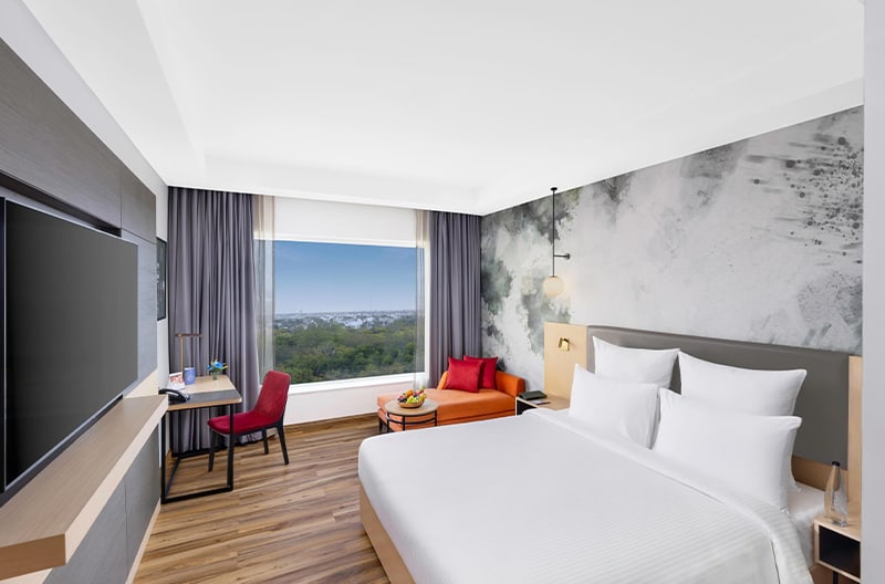 Presidential suite retreat for couples