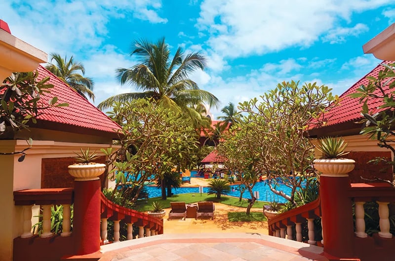 Private presidential villas for couples