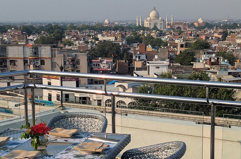 Heritage-style Agra breakfast experiences
