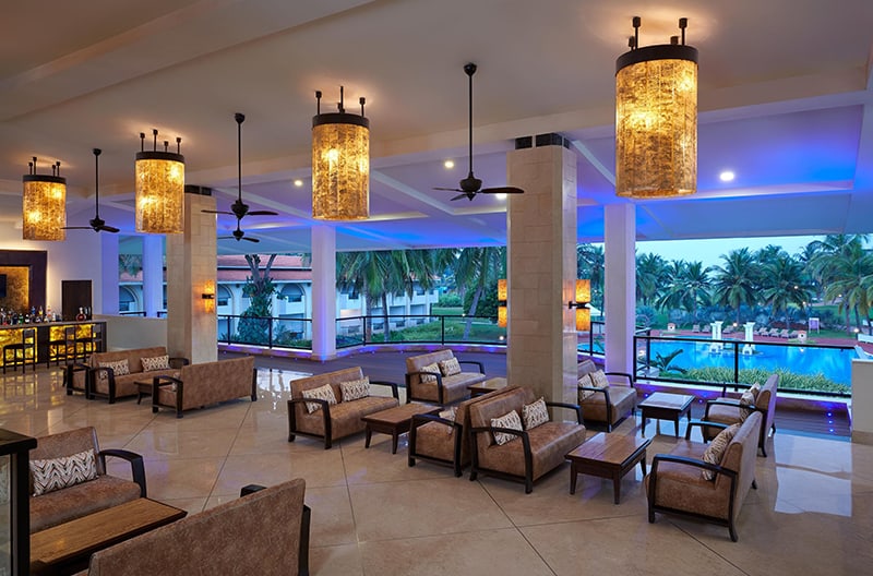 Beachside grill and sea-view bar