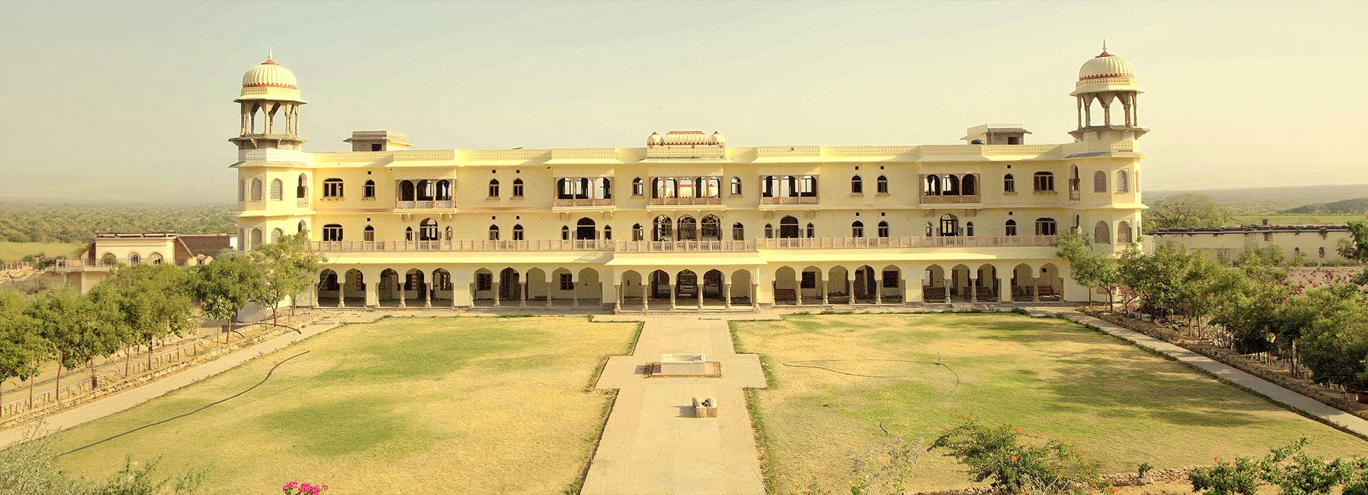 Mundota Fort and Palace Jaipur header image