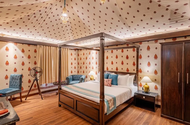 Private cottages and luxury tent stays