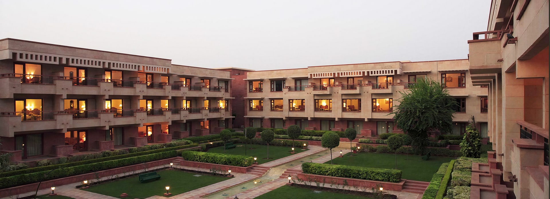 Jaypee Palace Hotel And Convention Centre Agra