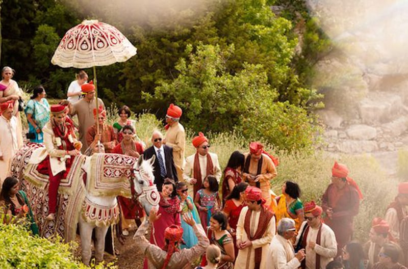 Palatial baraat welcomes with traditions