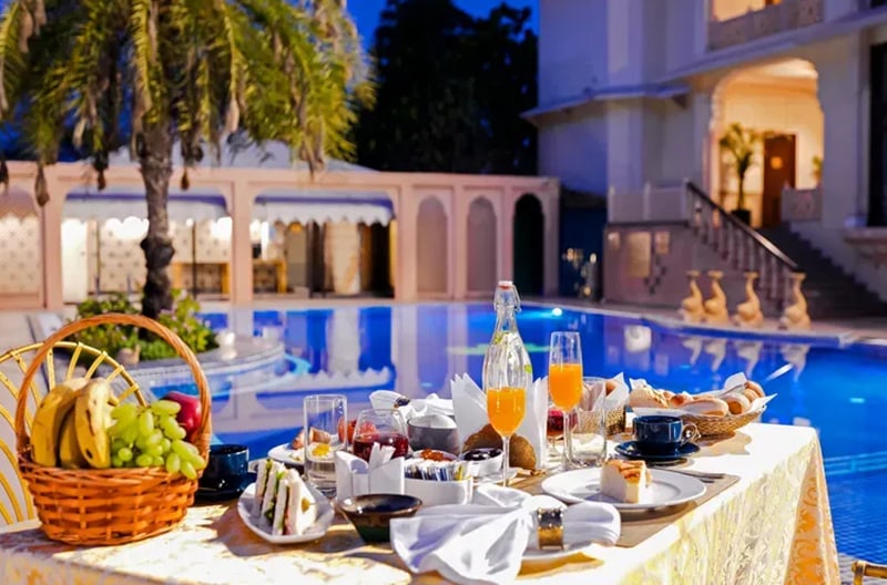 Curated sunset dining with Aravalli views