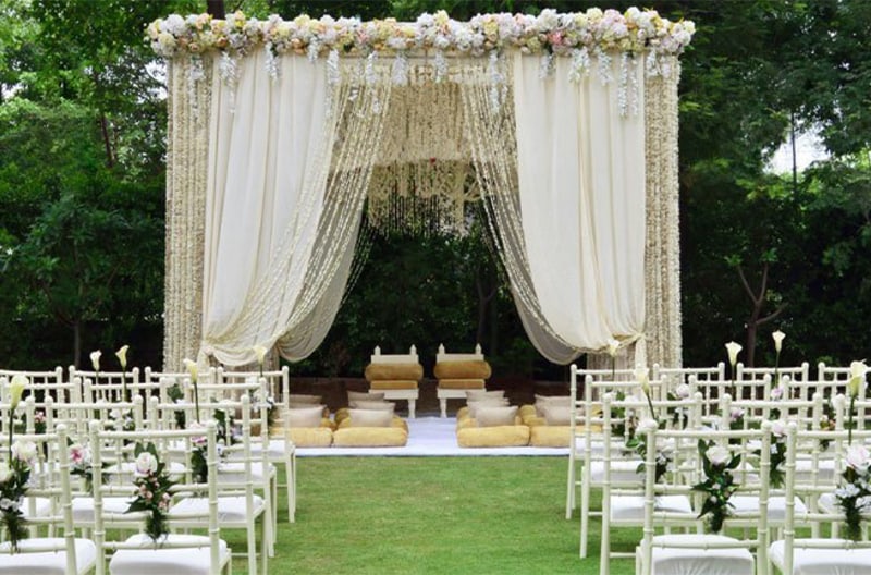 Dedicated Marriott Certified Wedding Planners