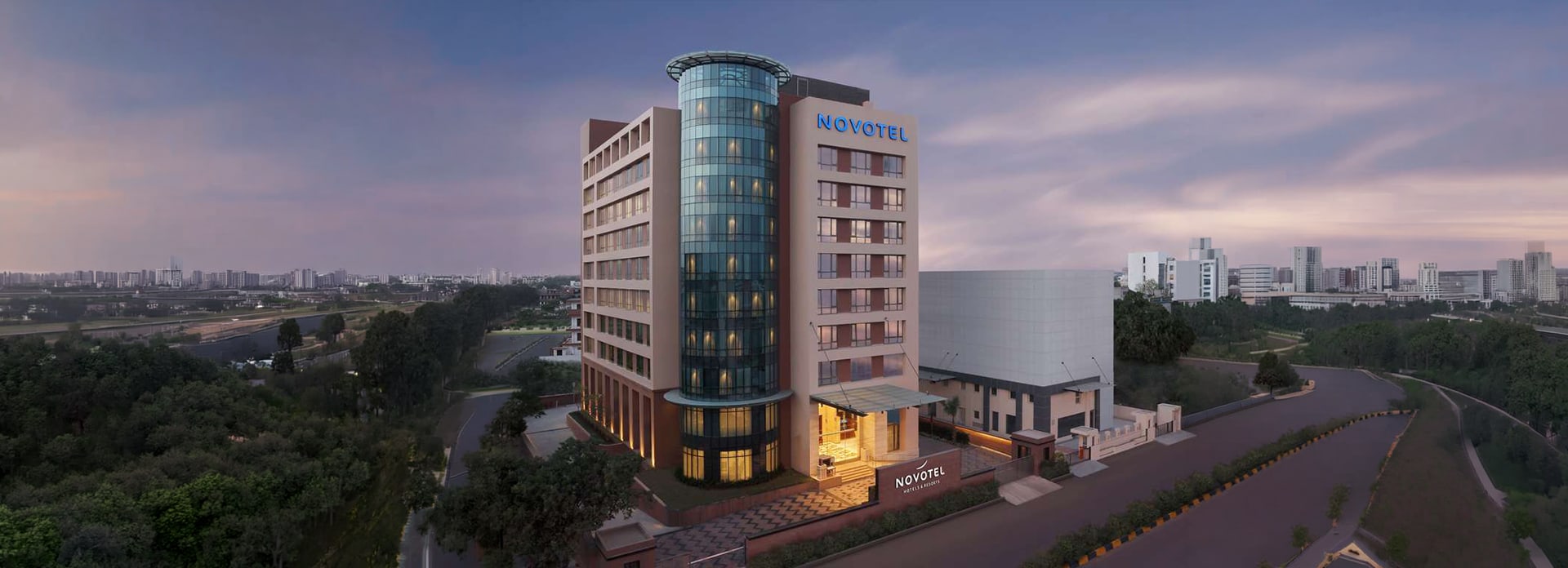 Novotel Lucknow Gomti Nagar header image