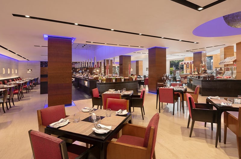 7+ dining venues onsite