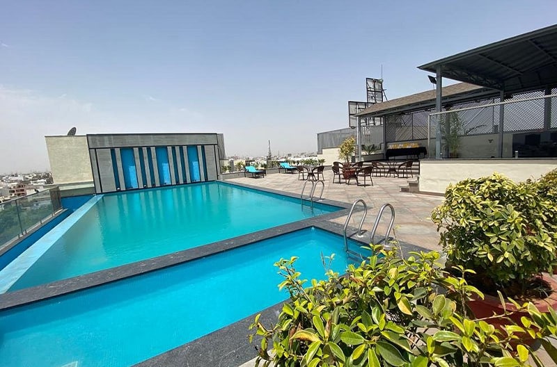 Stylish lounge and poolside dining experiences