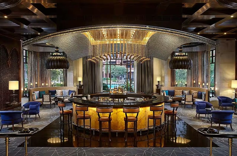 Sheesh Mahal bar for regal evenings