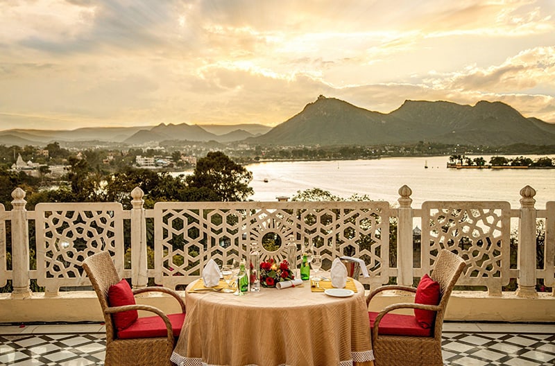 Starlit outdoor dining settings