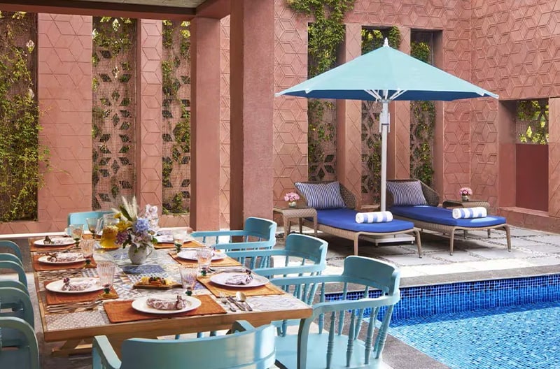 Floating pool breakfast experience